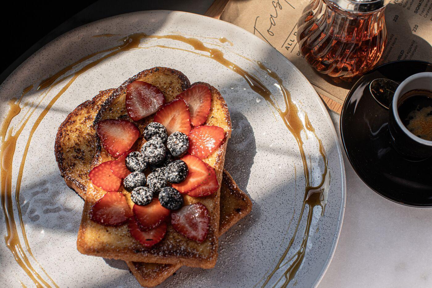 Fresh Berry French Toast